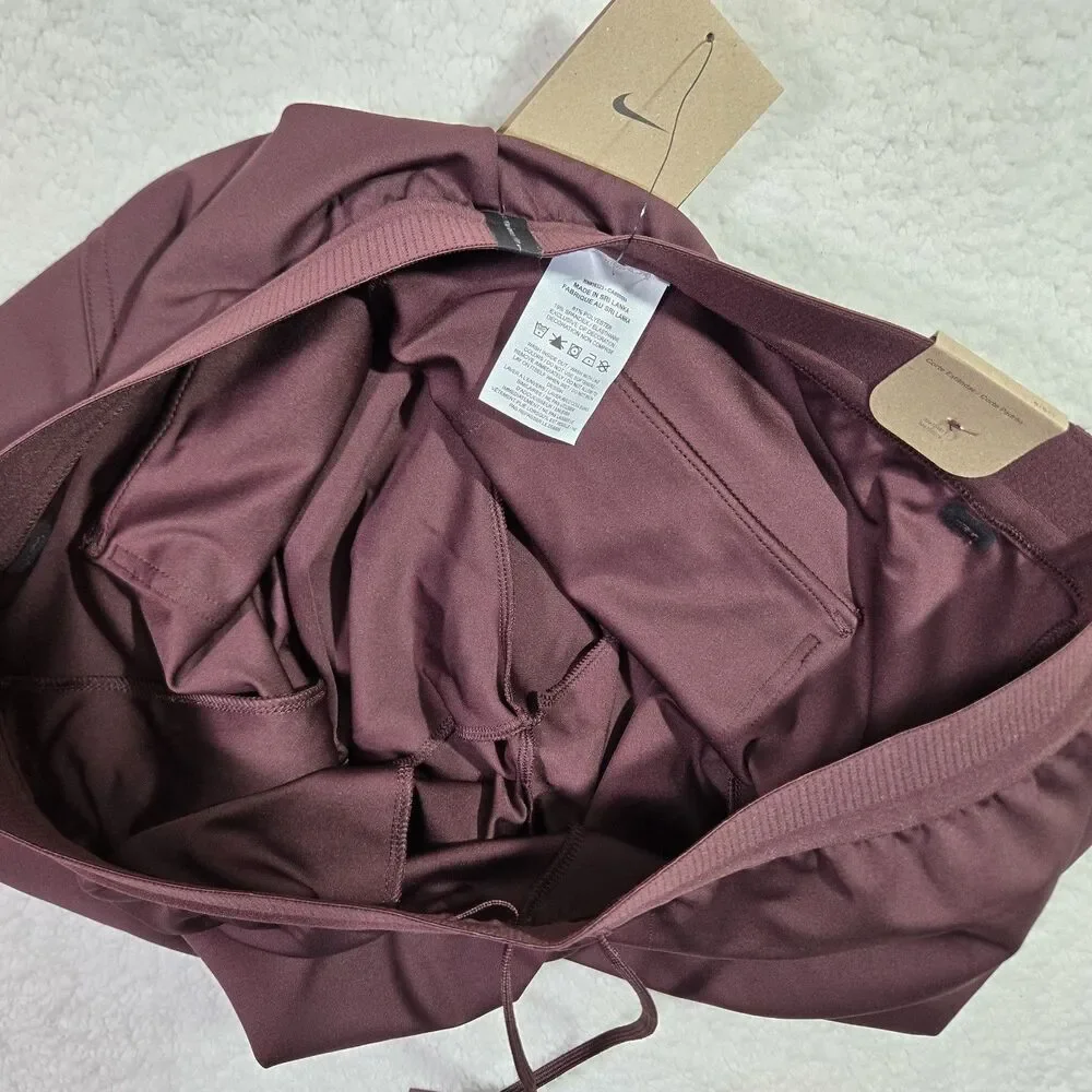 $100 Nike A.P.S Dri-FIT ADV Burgundy Versatile Shorts Mens Large FV8698-652 L